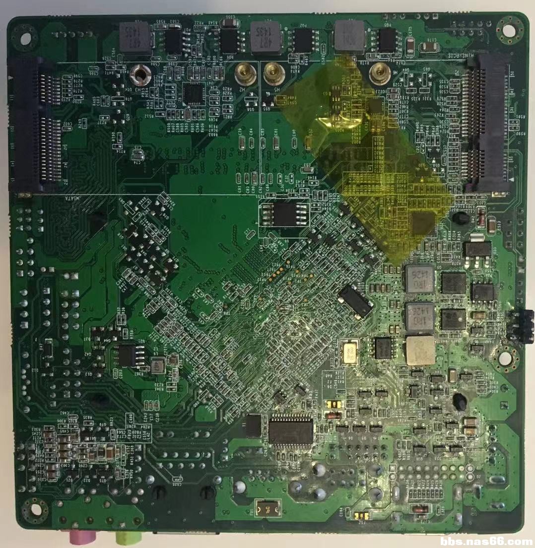 j180012*12主板背面