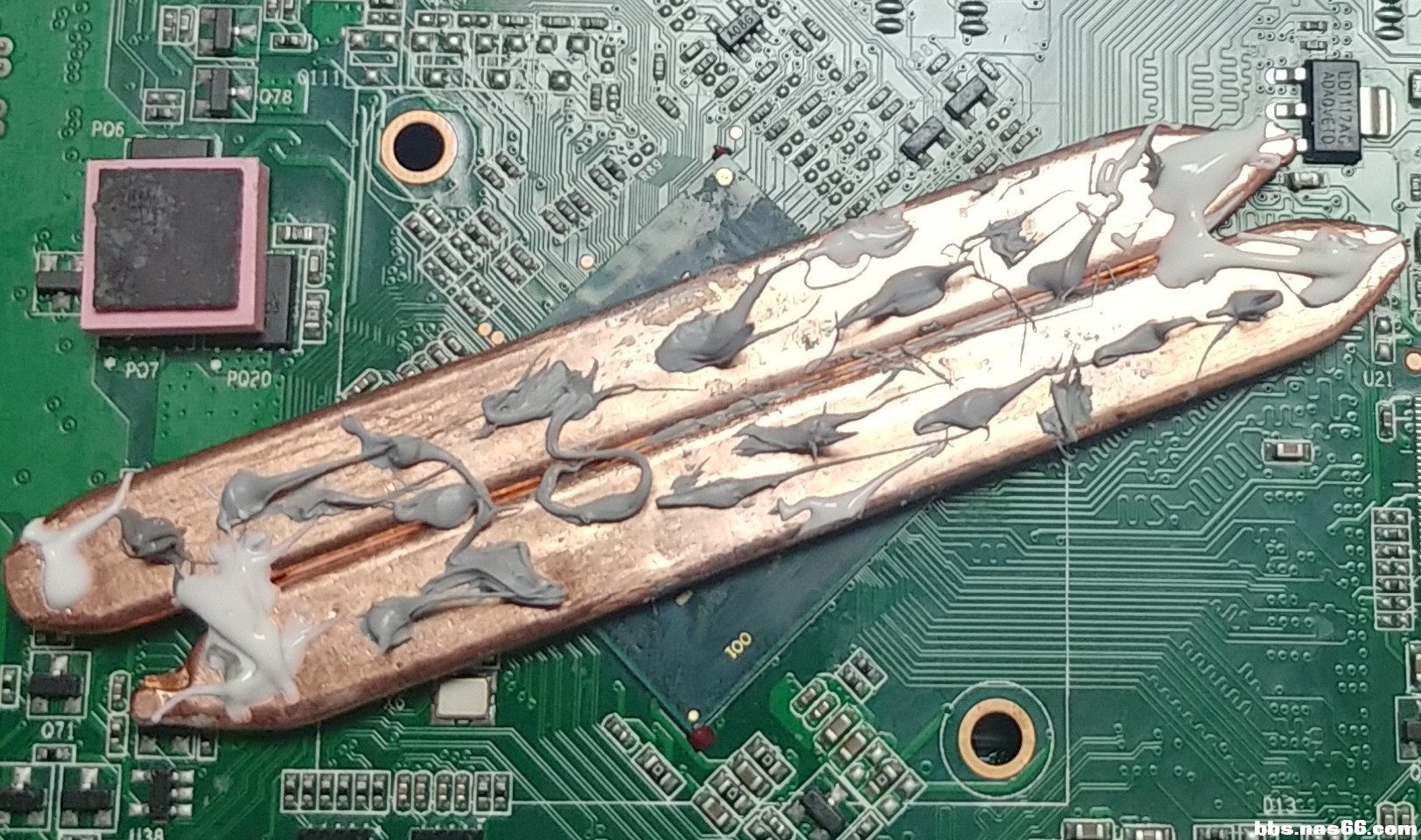 硅脂和散热胶涂法