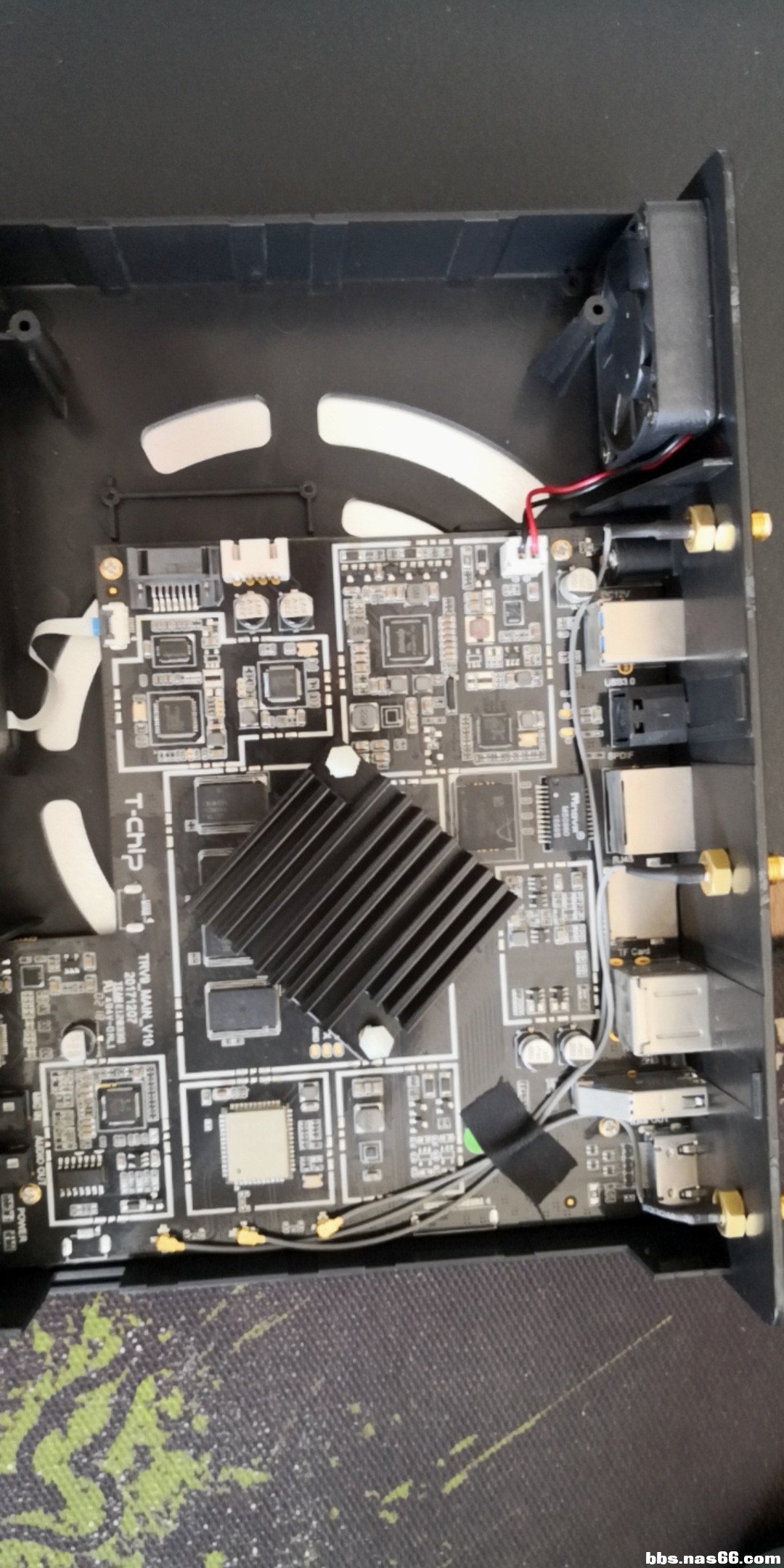 主板.jpg